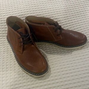 Boys Johnson and Murphy Brown Kids' McGuffey Chukka Boot